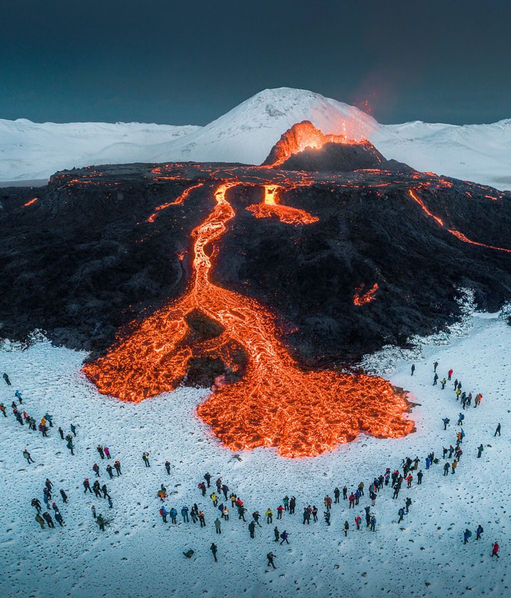Foto de Volcán en erupción en Islandia