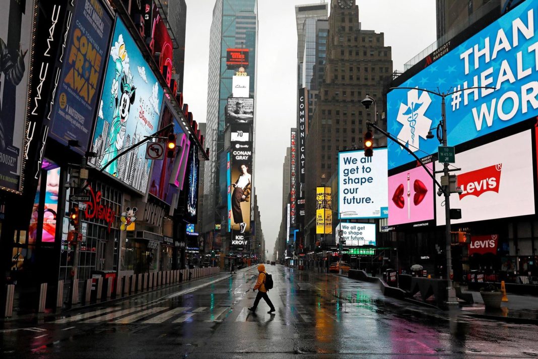 Foto de Times Square en marzo de 2020
